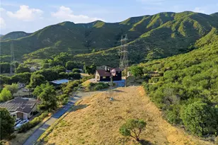 38735 San Francisquito Canyon Rd, Green Valley, CA 91390 - Photo 37