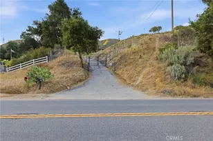 38735 San Francisquito Canyon Rd, Green Valley, CA 91390 - Photo 31