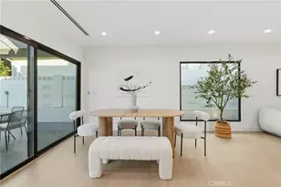 21407 Mulholland Dr, Woodland Hills, CA 91364 - Photo 11