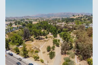 11266 Key West Avenue #5, Porter Ranch, CA 91326 - Photo 33