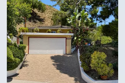 10527 Colebrook Street, Shadow Hills, CA 91040 - Photo 1