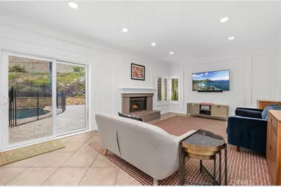 22241 Dardenne, Calabasas, CA 91302 - Photo 17