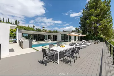 17977 Medley Drive, Encino, CA 91316 - Photo 41