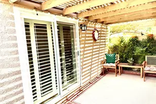 19946 Ave Of The Oaks, Newhall, CA 91321 - Photo 5
