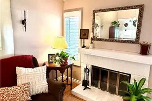 19946 Ave Of The Oaks, Newhall, CA 91321 - Photo 17
