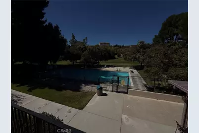 19946 Ave Of The Oaks, Newhall, CA 91321 - Photo 59