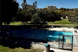 19946 Ave Of The Oaks, Newhall, CA 91321 - Photo 57