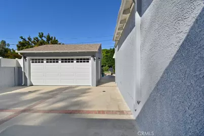 22025 De La Osa, Woodland Hills, CA 91364 - Photo 29
