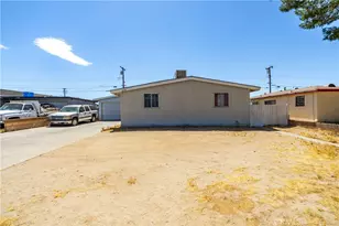 44251 Carolside Ave, Lancaster, CA 93535 - Photo 3