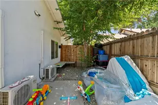 212 W Kildare St, Lancaster, CA 93534 - Photo 37