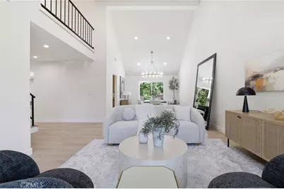 10526 Balcom St, Granada Hills, CA 91344 - Photo 7