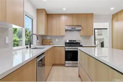 10526 Balcom St, Granada Hills, CA 91344 - Photo 23