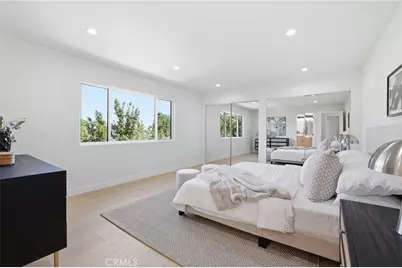 10526 Balcom St, Granada Hills, CA 91344 - Photo 39