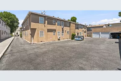 15034 Dickens, Los Angeles, CA 91403 - Photo 21