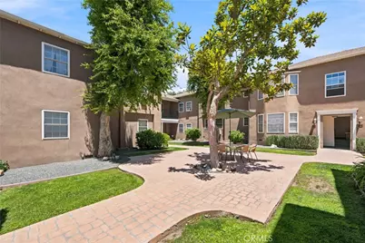 15034 1/4 Dickens, Sherman Oaks, CA 91403 - Photo 17