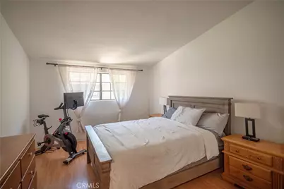24420 Victory, West Hills, CA 91367 - Photo 23