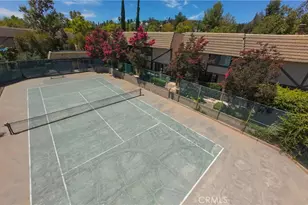 24420 Victory, West Hills, CA 91367 - Photo 37