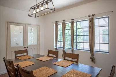 24420 Victory, West Hills, CA 91367 - Photo 9