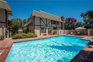 24420 Victory, West Hills, CA 91367 - Photo 31