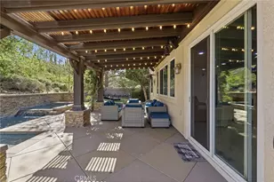 40301 Nido Ct, Palmdale, CA 93551 - Photo 7