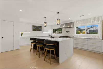 5931 Maury Avenue, Woodland Hills, CA 91367 - Photo 11