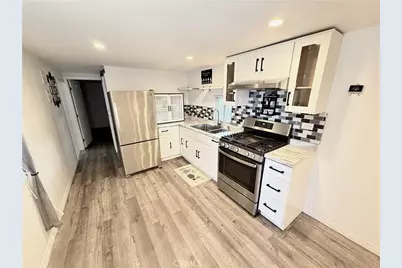 4511 Cecilia Street #25, Cudahy, CA 90201 - Photo 7