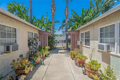 210 W Spazier, Burbank, CA 91502 - Photo 11
