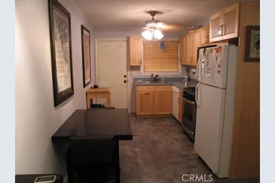 210 W Spazier, Burbank, CA 91502 - Photo 29