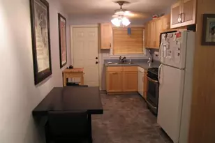 210 W Spazier, Burbank, CA 91502 - Photo 29