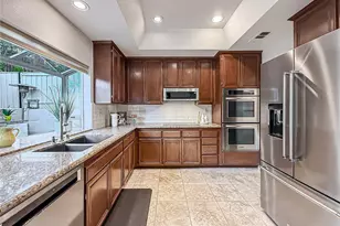 549 Myrtle Ct, Oak Park, CA 91377 - Photo 19