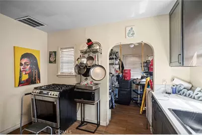 720 E 82nd Street, Los Angeles, CA 90001 - Photo 7
