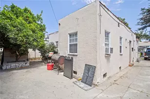 720 E 82nd St, Los Angeles, CA 90001 - Photo 27