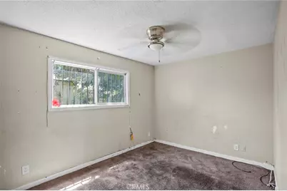720 E 82nd Street, Los Angeles, CA 90001 - Photo 23