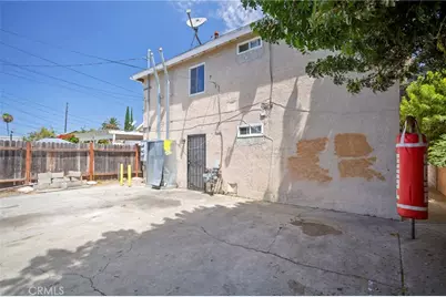 720 E 82nd Street, Los Angeles, CA 90001 - Photo 29