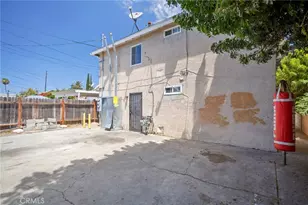 720 E 82nd St, Los Angeles, CA 90001 - Photo 29