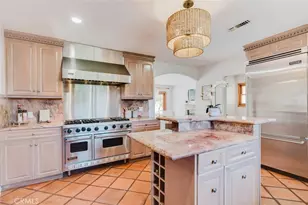 17827 Roscoe Blvd, Northridge, CA 91325 - Photo 3