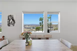 26729 Blue Hls Lp, Valencia, CA 91381 - Photo 5