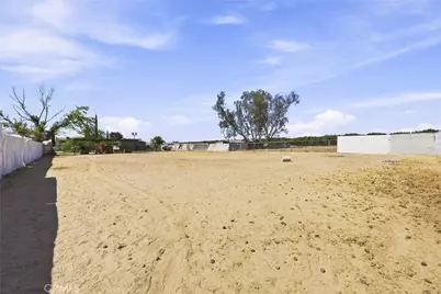 30932 Sidding, Bakersfield, CA 93314 - Photo 35