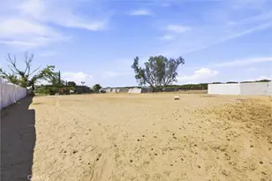 30932 Sidding, Bakersfield, CA 93314 - Photo 35