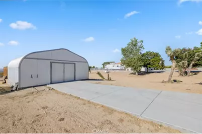 17173 Fort Tejon Road, Llano, CA 93544 - Photo 37