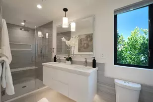 17043 Cotter Pl, Encino, CA 91436 - Photo 15