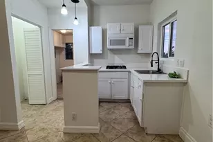 702 S Soto, Los Angeles, CA 90023 - Photo 15
