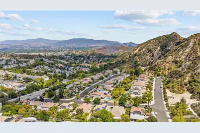 25415 Thoreau Way, Stevenson Ranch, CA 91381 - Photo 53