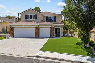 25415 Thoreau Way, Stevenson Ranch, CA 91381 - Photo 3
