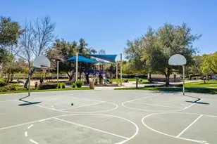 23821 Via Campana, Valencia, CA 91354 - Photo 61