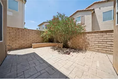 23821 Via Campana, Valencia, CA 91354 - Photo 35