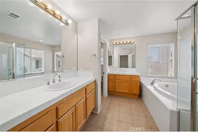 23821 Via Campana, Valencia, CA 91354 - Photo 25