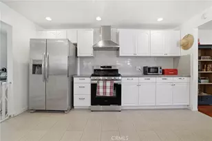 16775 Sierra Hwy, Canyon Country, CA 91351 - Photo 7