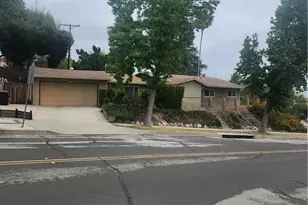 4600 Lauderdale Ave, La Crescenta, CA 91212 - Photo 1