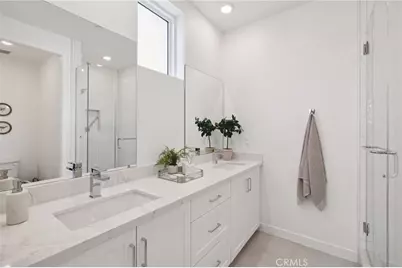 1642 Coral Sea Lane, San Pedro, CA 90731 - Photo 11
